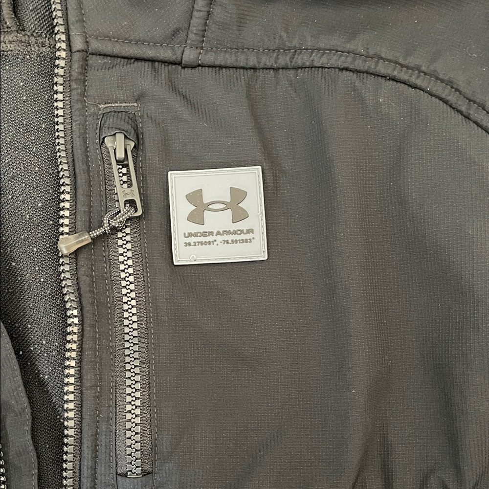 Under Armour men’s black mission boucle zip up jacket size large - Picture 2 of 6
